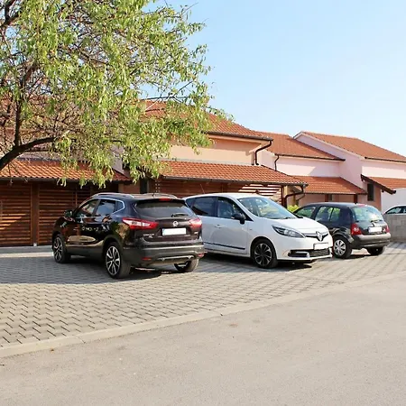 Luka I Toni Apartmán Vodice